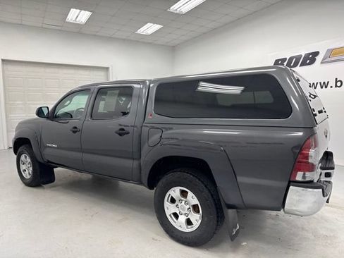Used 2015 Toyota Tacoma 4x4 Double Cab w/ SR5 Package image 7