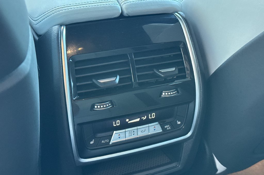 Used 2023 BMW X6 M w/ Competition Package AWD/4WD image 17