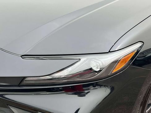 Used 2026 Toyota Camry SE w/ Convenience Package FWD image 12