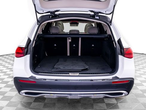 Used 2025 Mercedes-Benz E 450 4MATIC All-Terrain Wagon image 33