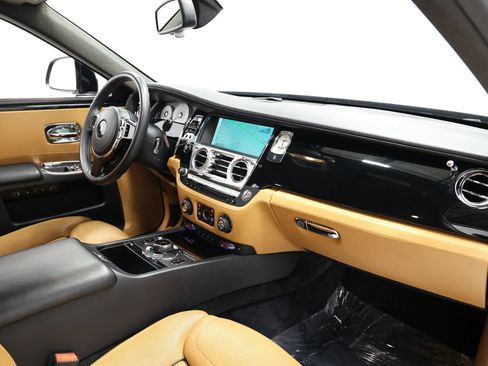 Used 2017 Rolls-Royce Ghost Series II Sedan 4D image 95