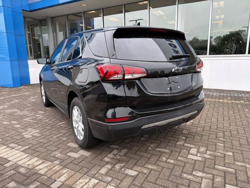 Used 2023 Chevrolet Equinox LT AWD/4WD image 3