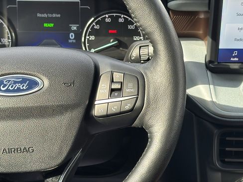 Certified 2022 Ford Maverick Lariat w/ Lariat Luxury Package image 26