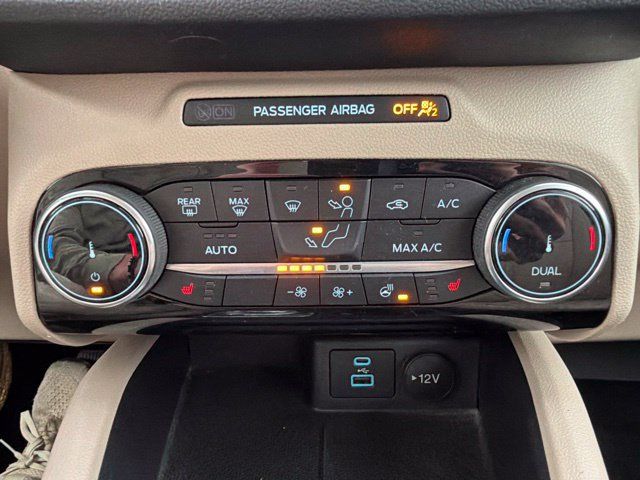 Certified 2022 Ford Escape SEL AWD/4WD image 34