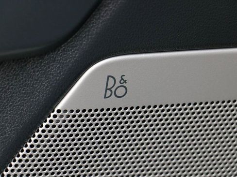 Certified 2024 Ford F150 Lariat w/ FX4 Off-Road Package image 16