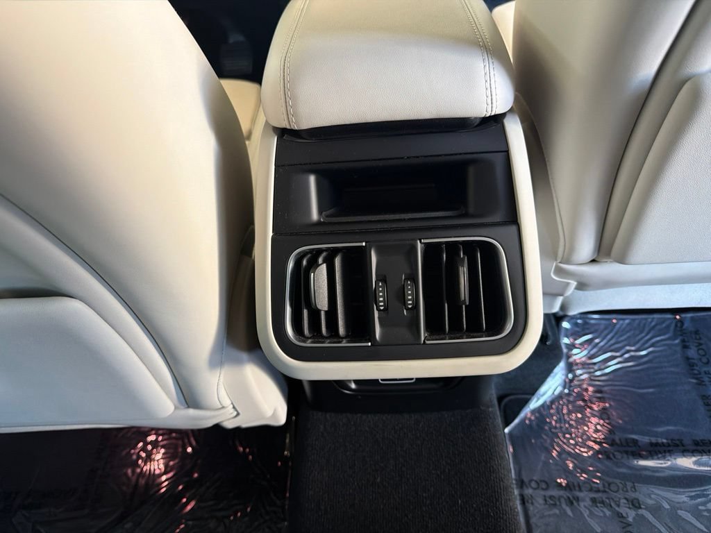 Certified 2023 Maserati Grecale Folgore AWD/4WD image 25