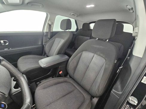 Used 2022 Hyundai Ioniq 5 SE w/ Cargo Package image 22