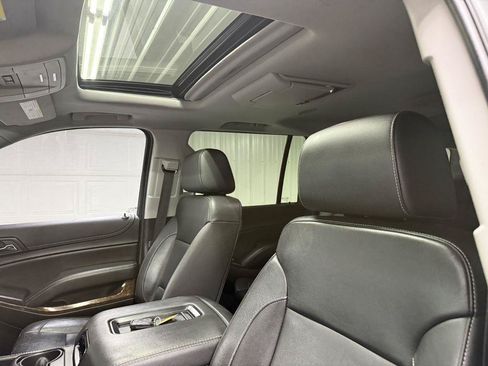 Used 2020 Chevrolet Suburban LT AWD/4WD image 14