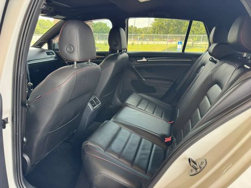 Used 2016 Volkswagen GTI SE w/ Lighting Package (SEL) FWD image 13