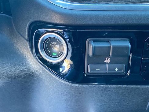 Used 2025 Chevrolet Silverado 2500 LT w/ Trail Boss Package image 14