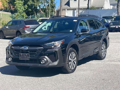 Certified 2023 Subaru Outback Premium image 2