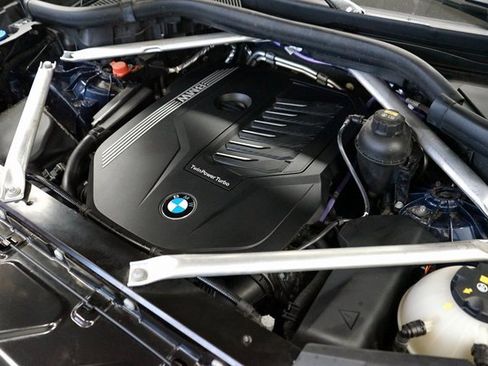 Used 2022 BMW X5 xDrive40i w/ Premium Package image 57