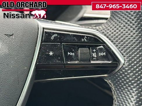 Used 2022 Audi e-tron S Premium Plus AWD/4WD image 19