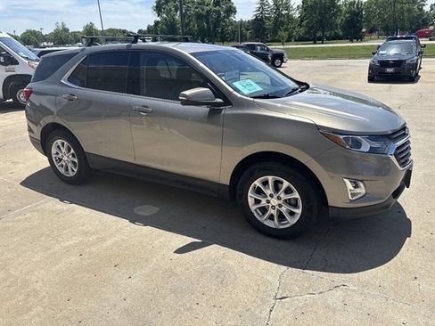 Used 2018 Chevrolet Equinox LT AWD/4WD image 19