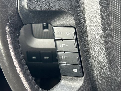 Used 2011 Ford Escape XLT w/ 201A Rapid Spec Order Code FWD image 26