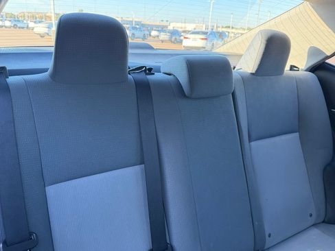 Used 2016 Toyota Corolla L FWD image 23