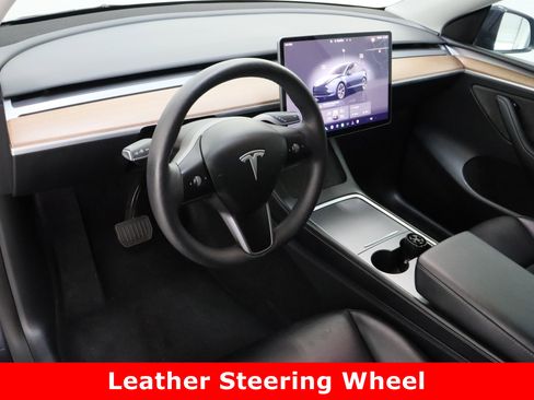 Used 2024 Tesla Model Y Long Range image 13