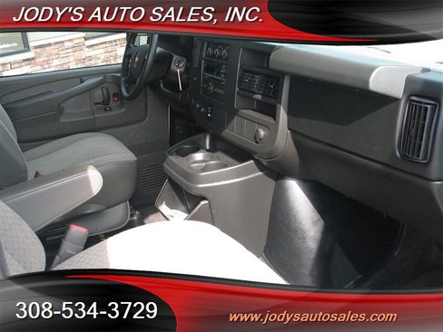Used 2014 Chevrolet Express 2500 LS image 16