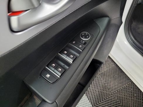 Used 2022 Kia Forte LXS w/ LXS Technology Package FWD image 27