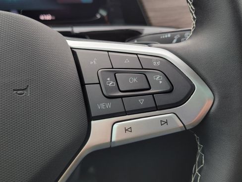 Used 2025 Volkswagen Atlas SEL image 22