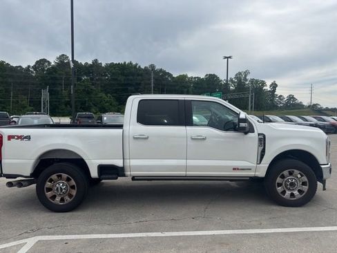Used 2024 Ford F250 Lariat w/ Lariat Ultimate Package AWD/4WD image 5