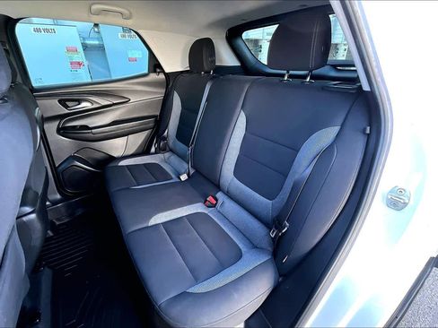 Used 2021 Chevrolet TrailBlazer LS image 21