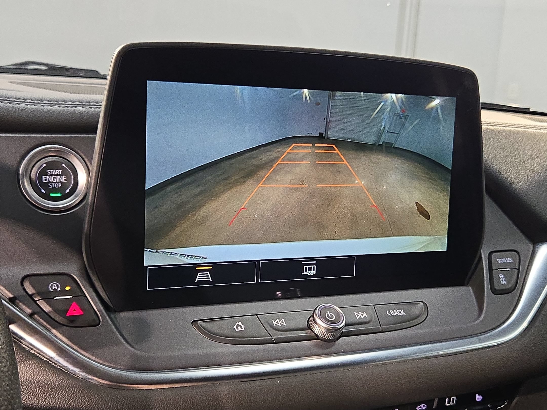 Used 2025 Chevrolet Blazer LT AWD/4WD image 29