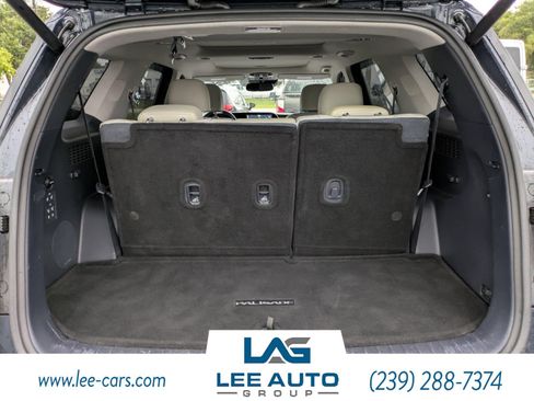 Used 2021 Hyundai Palisade Limited w/ Cargo Package AWD/4WD image 11
