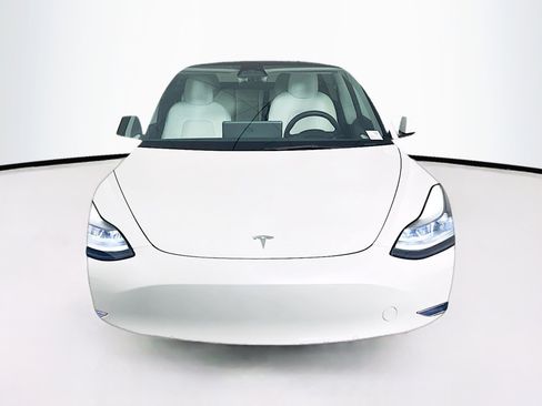 Used 2022 Tesla Model 3 Long Range AWD/4WD image 2