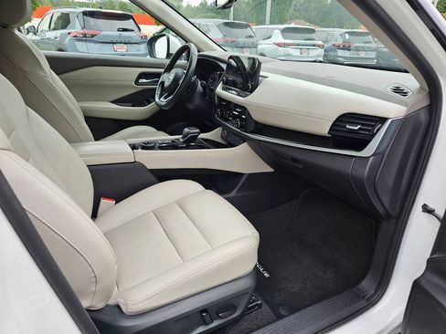 Used 2023 Nissan Rogue SL w/ SL Premium Package AWD/4WD image 13