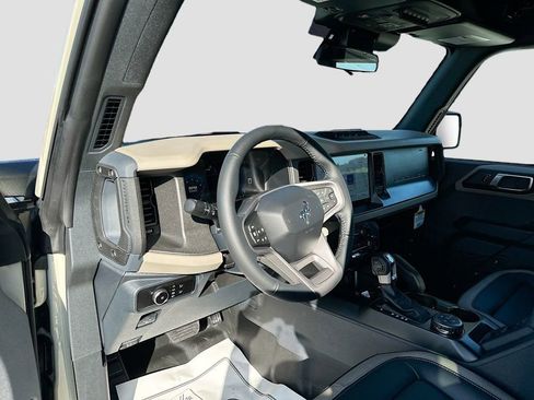 New 2025 Ford Bronco Big Bend w/ Black Diamond Package image 9