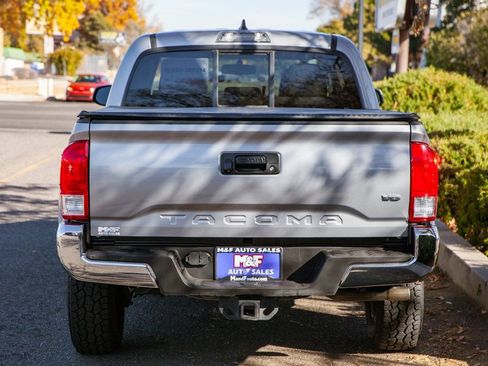 Used 2016 Toyota Tacoma SR5 image 6