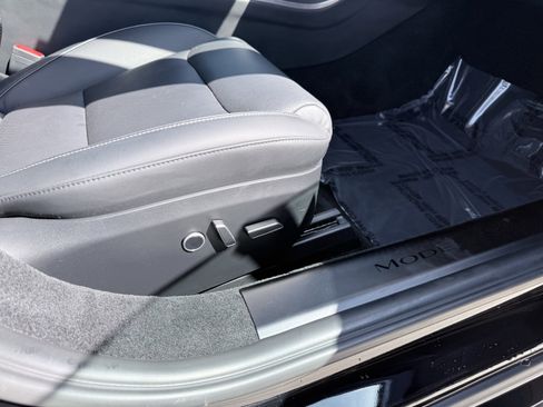 Used 2023 Tesla Model S Plaid image 50