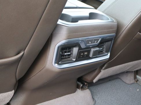 Used 2019 GMC Sierra 1500 Denali w/ Denali Ultimate Package AWD/4WD image 27