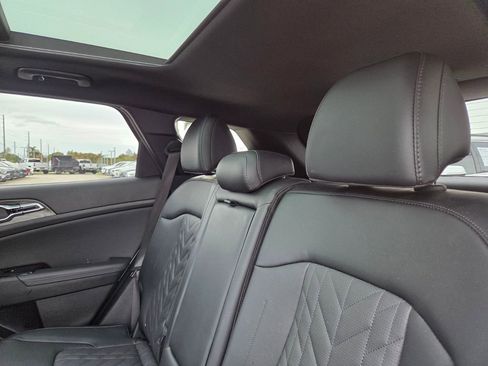 Used 2025 Kia Sportage X-Pro image 17