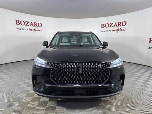 New 2026 Lincoln Aviator 2WD image 2