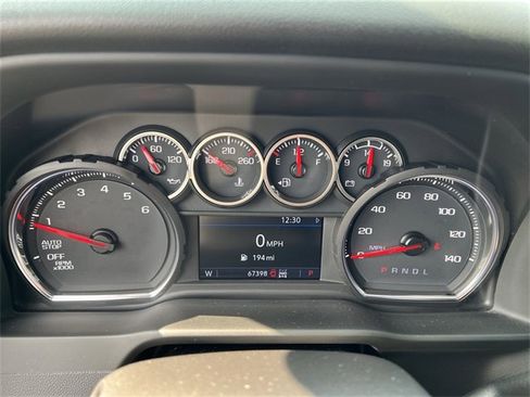 Used 2022 Chevrolet Silverado 1500 LT image 10