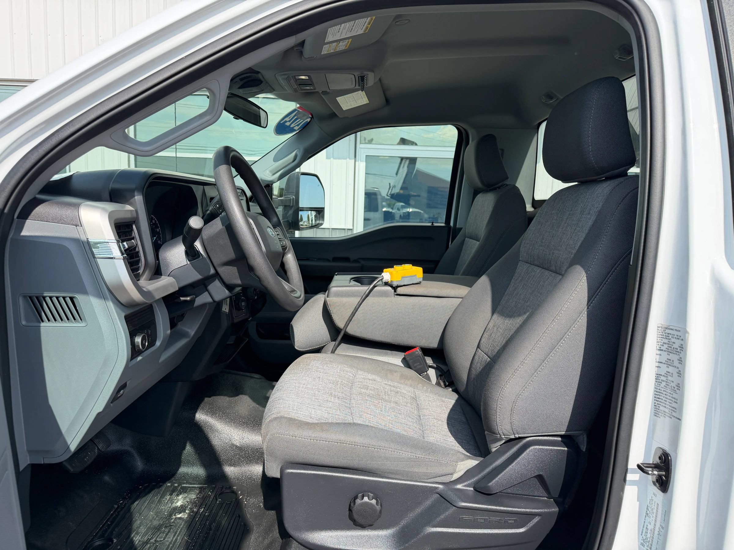 Used 2024 Ford F550 4x4 Regular Cab Super Duty image 18