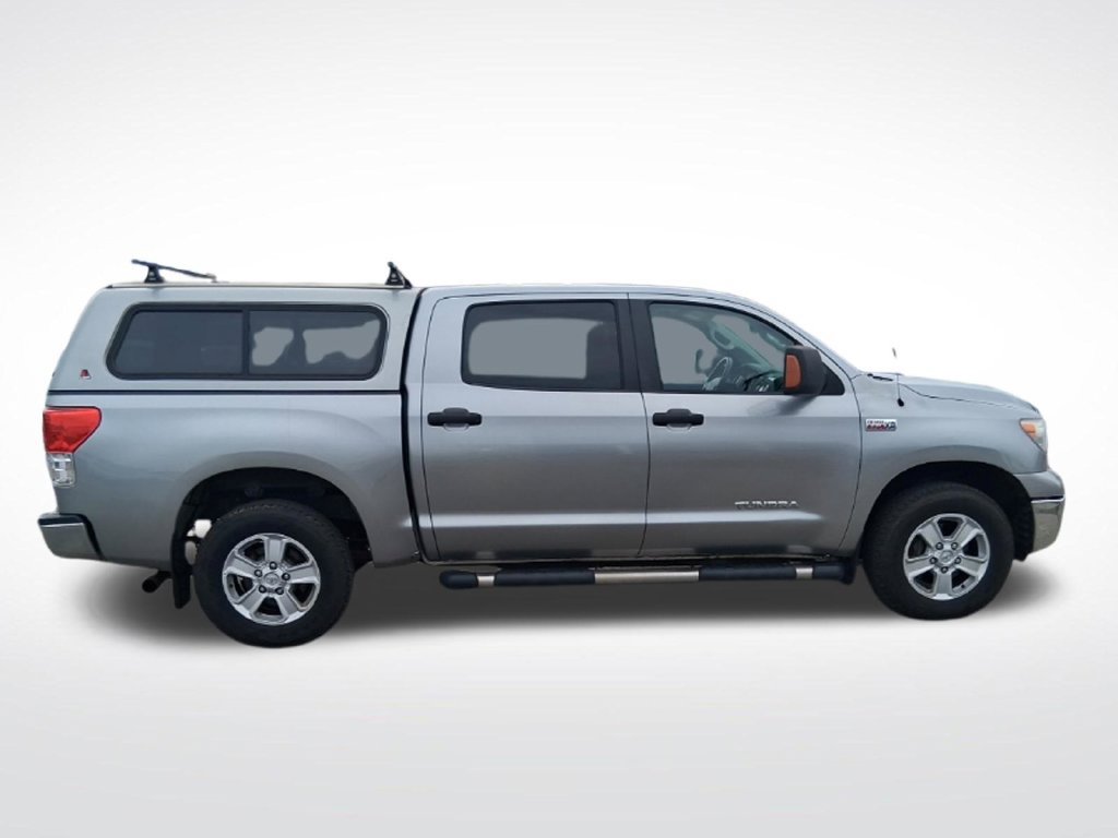 Used 2012 Toyota Tundra 4x4 CrewMax w/ Tow Pkg image 8