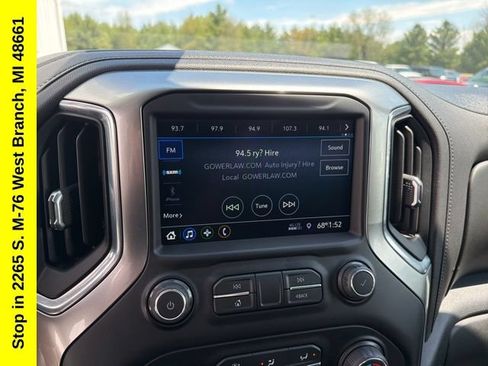 Used 2021 Chevrolet Silverado 1500 LT w/ Remote Start Package AWD/4WD image 11
