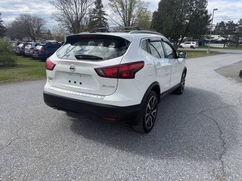 Used 2019 Nissan Rogue Sport SL AWD/4WD image 5