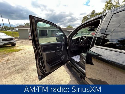 Used 2023 Nissan Titan PRO-4X w/ Pro-4x Convenience Package image 26