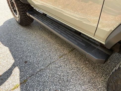 Certified 2024 Ford Bronco Big Bend w/ Sasquatch Package AWD/4WD image 10
