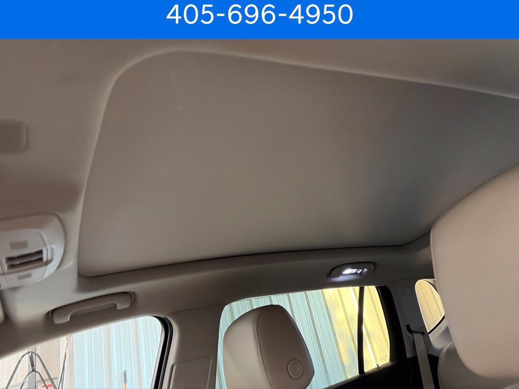 Used 2020 Buick Envision Premium w/ Driver Confidence Package AWD/4WD image 6