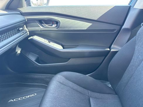 Used 2023 Honda Accord EX image 21