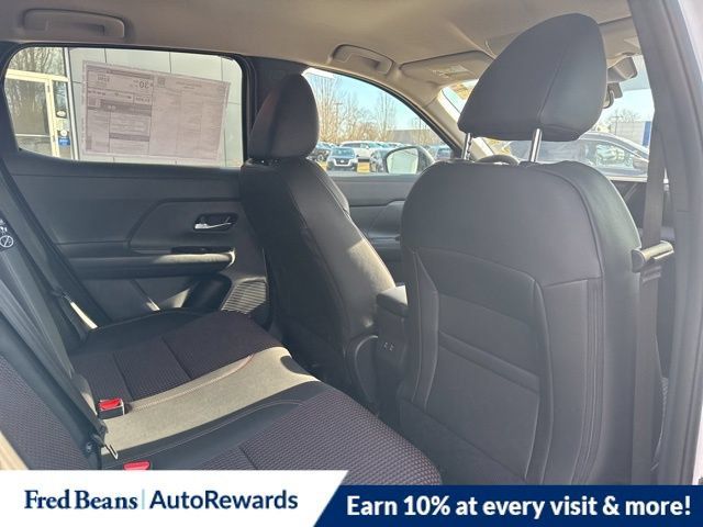New 2026 Nissan Kicks SR w/ Cold Weather Package AWD/4WD image 15