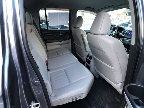 Used 2017 Honda Ridgeline RTL image 9