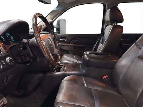 Used 2014 GMC Sierra 3500 Denali AWD/4WD image 19