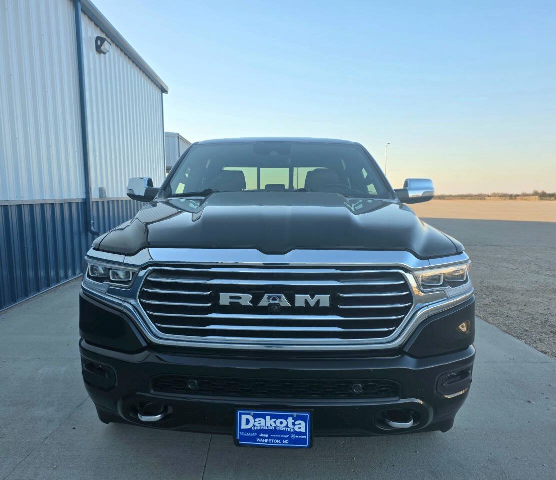 Used 2023 RAM 1500 Limited AWD/4WD image 3