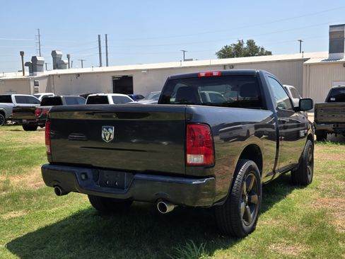 Used 2013 RAM 1500 Express RWD image 6